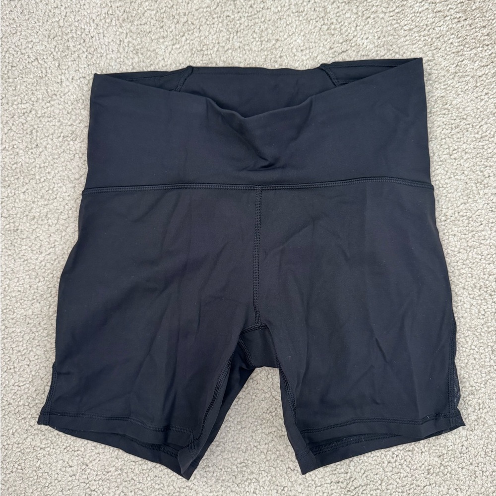Black Women's High-Waisted Biker Shorts